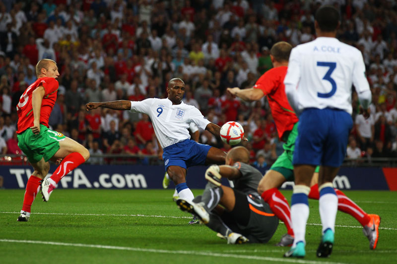 Jermain Defoe scores England's opening goal against Bulgaria.